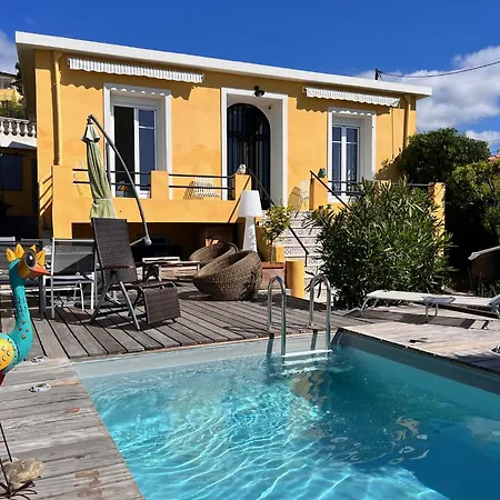Arty - Vue Panoramique, Piscine & Design Villa